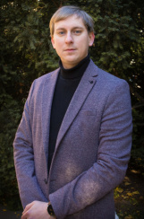 https://www.pdau.edu.ua/sites/default/files/styles/large/public/academicstaff/dyachkov-dmytro-volodymyrovych_0.jpg?itok=83xW1YwM